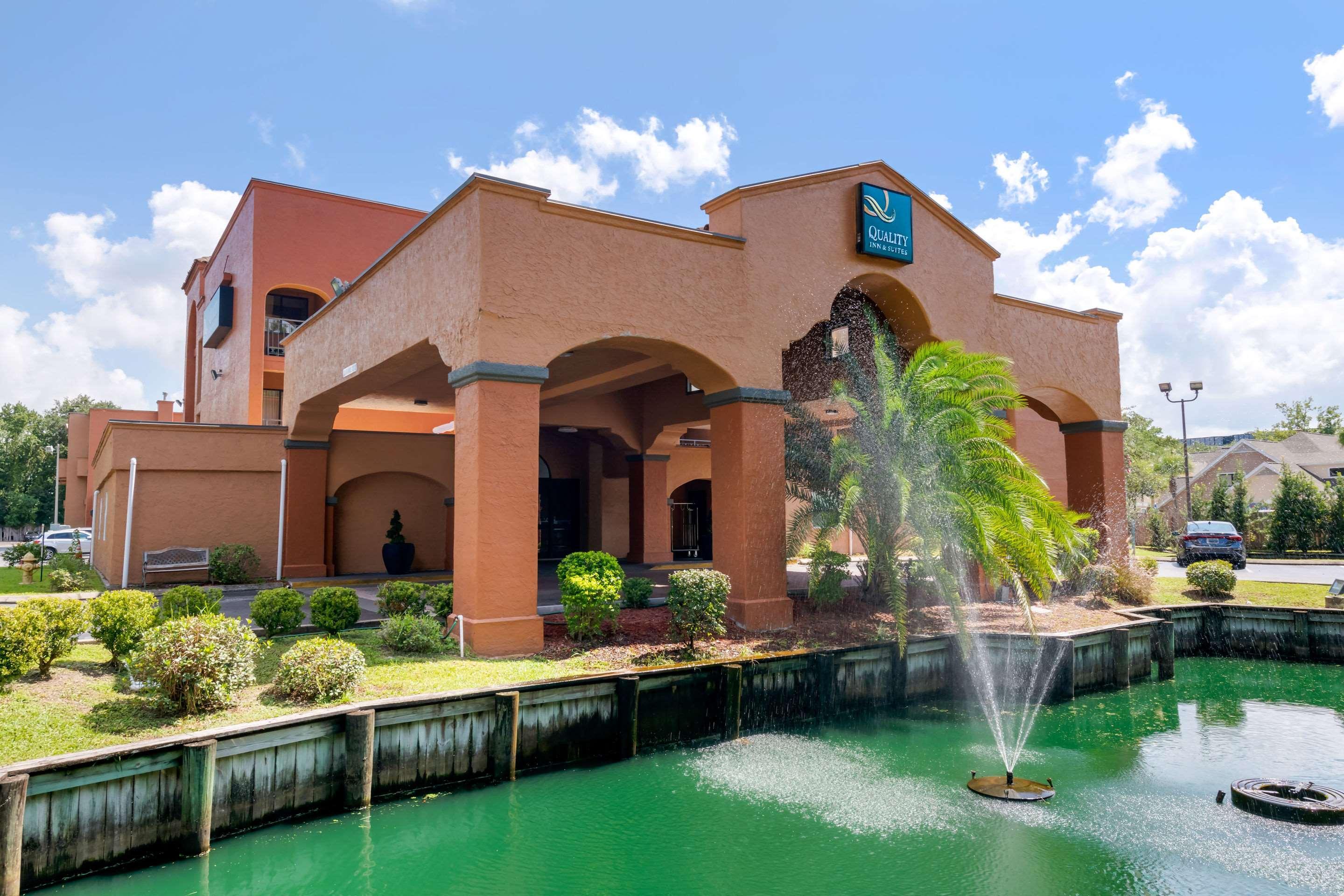 Quality Inn & Suites Jacksonville-Baymeadows Exterior foto